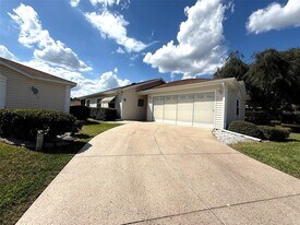 17532 SE 100th Ct in the Villages, FL - Building Photo