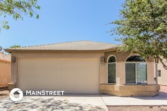 4228 E Agave Desert Trail in Tucson, AZ - Building Photo - Building Photo