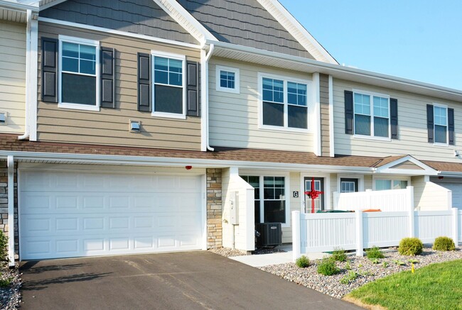 property at 10948 Yalta St NE