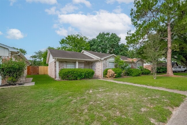 9403 Vickijohn Dr in Houston, TX - Building Photo - Building Photo