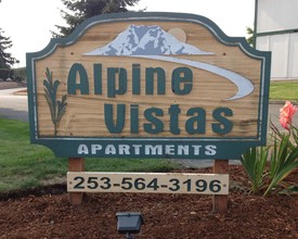 Alpine Vistas in University Place, WA - Building Photo - Building Photo