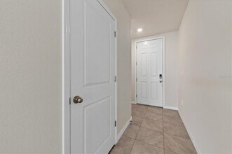 3279 Hilltop Cir in Lakewood Ranch, FL - Building Photo - Building Photo