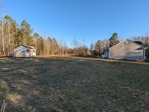 58 Sugarfork Rd in Cumberland, VA - Building Photo - Building Photo