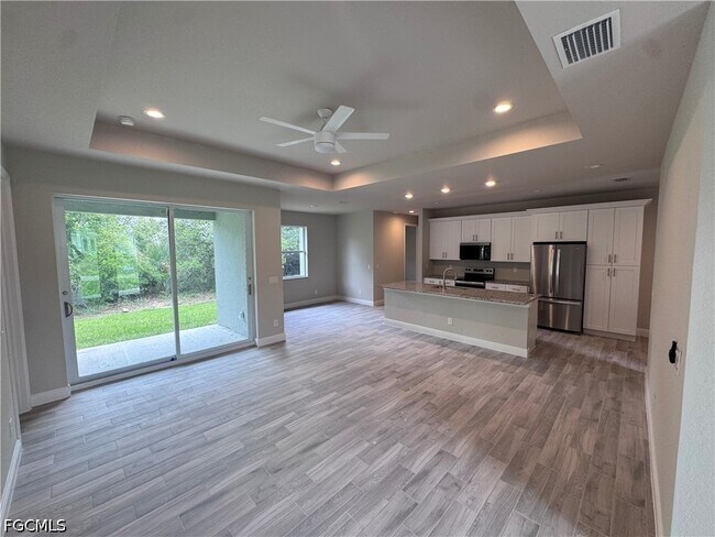 1305 Andover Dr in La Belle, FL - Building Photo - Building Photo