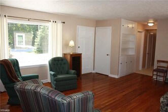 2870 Kent Rd in Silver Lake, OH - Building Photo - Building Photo