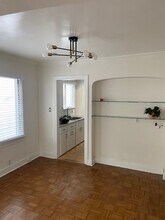 7524 Willoughby Ave in West Hollywood, CA - Building Photo - Building Photo