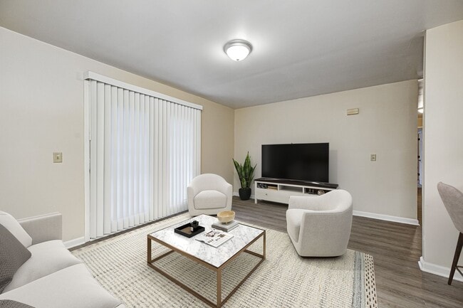 Water's Edge in Austin, IN - Building Photo - Building Photo