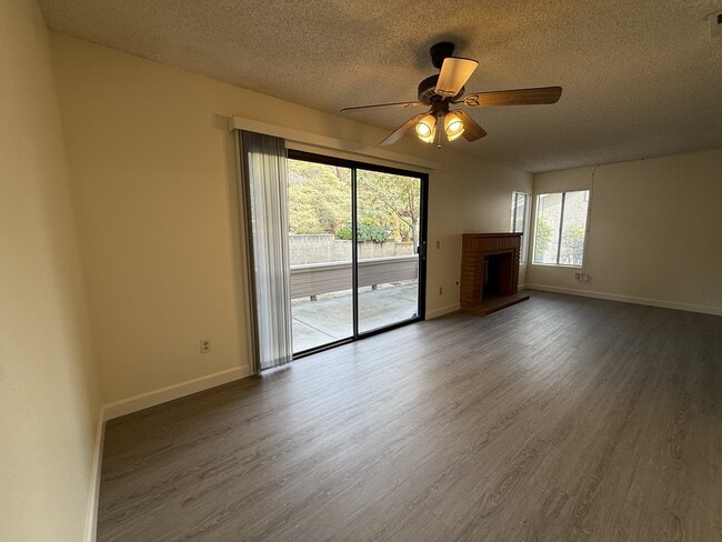 property at 403 Windjammer Cir