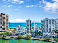 2457 Collins Ave, Unit 1608 in Miami Beach, FL - Building Photo - Building Photo