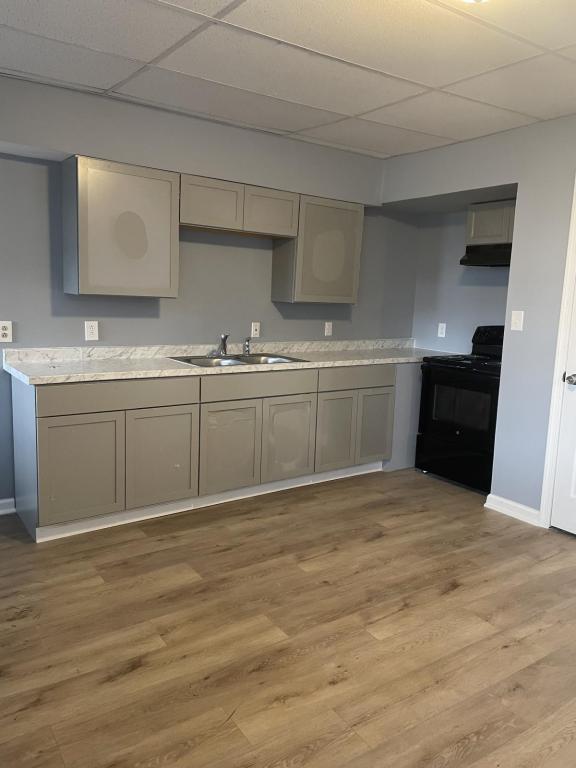 property at 1599 N Mulberry St