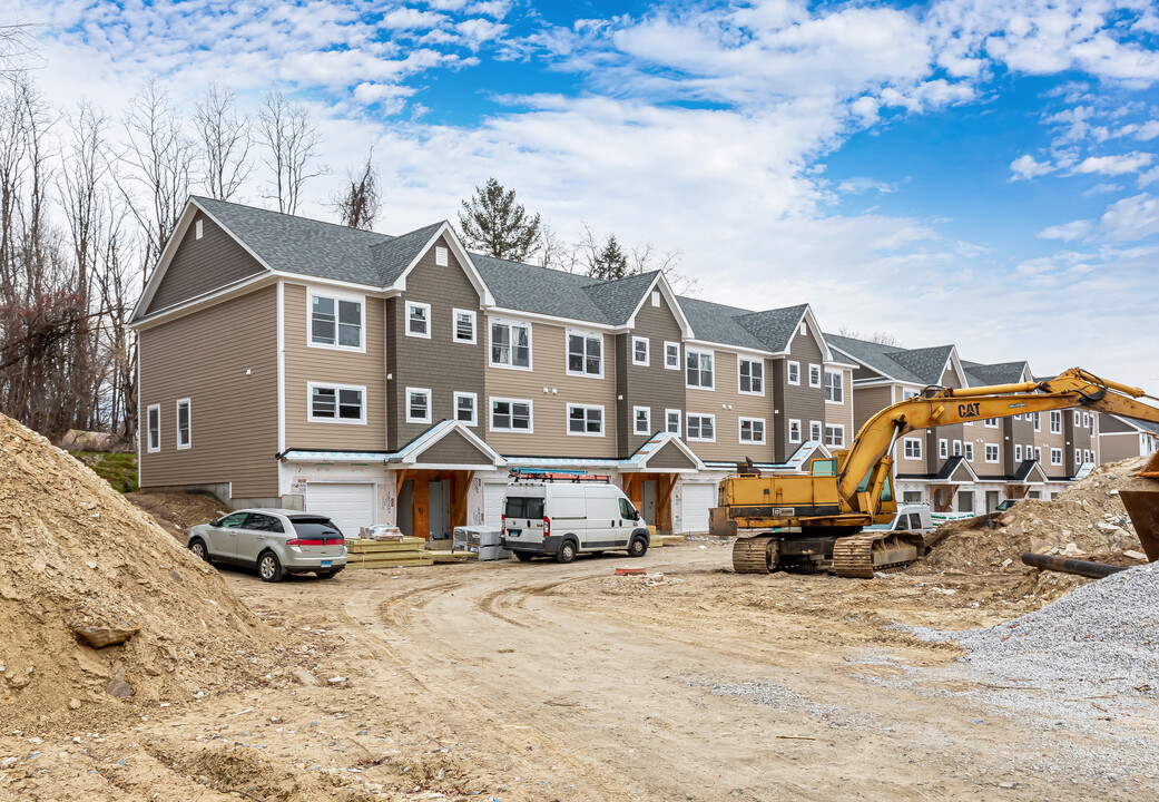 Lanesville Village in New Milford, CT - Building Photo