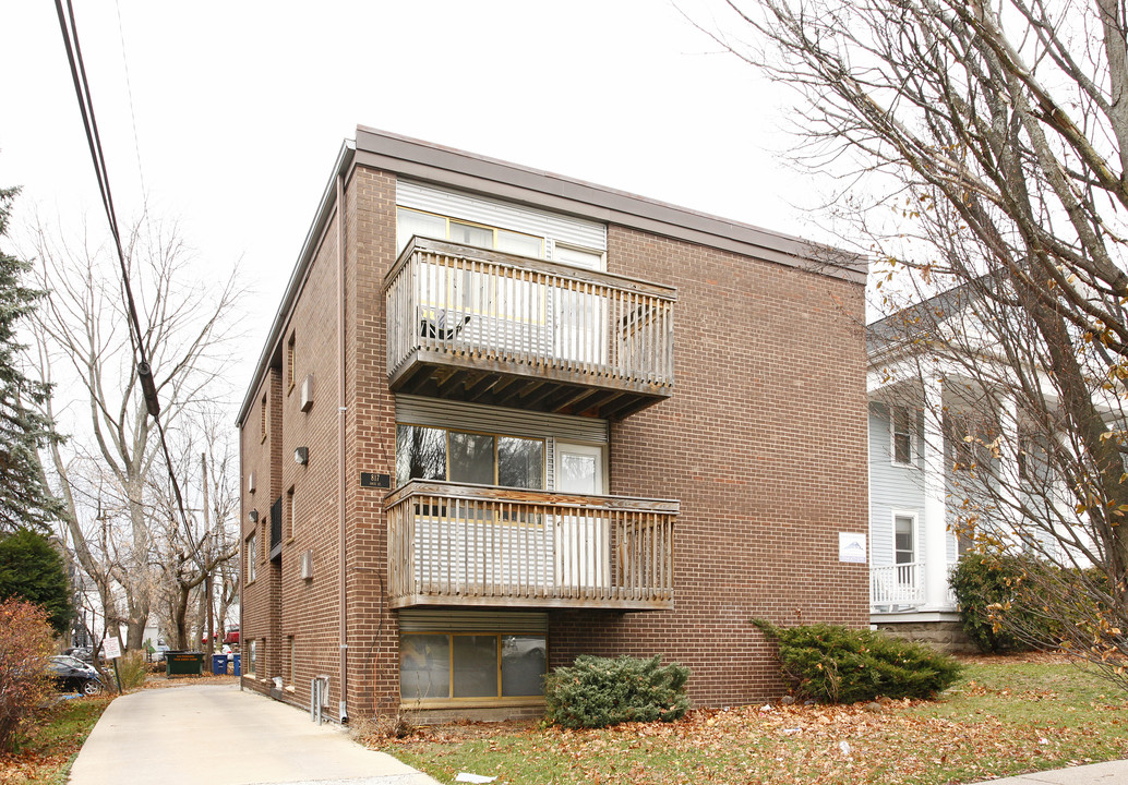 817 Arch St in Ann Arbor, MI - Foto de edificio