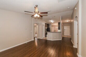 1972 Cherokee Cove Trail in Jacksonville, FL - Building Photo - Building Photo