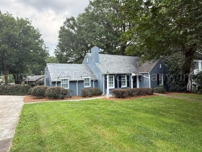 1947 Robinhood Rd