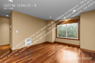 1023 NE 123rd St in Seattle, WA - Building Photo - Building Photo