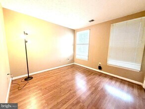 13114 Briarcliff Terrace in Germantown, MD - Building Photo - Building Photo