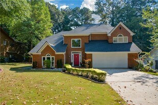 1942 Hunters Bend Ct in Marietta, GA - Building Photo