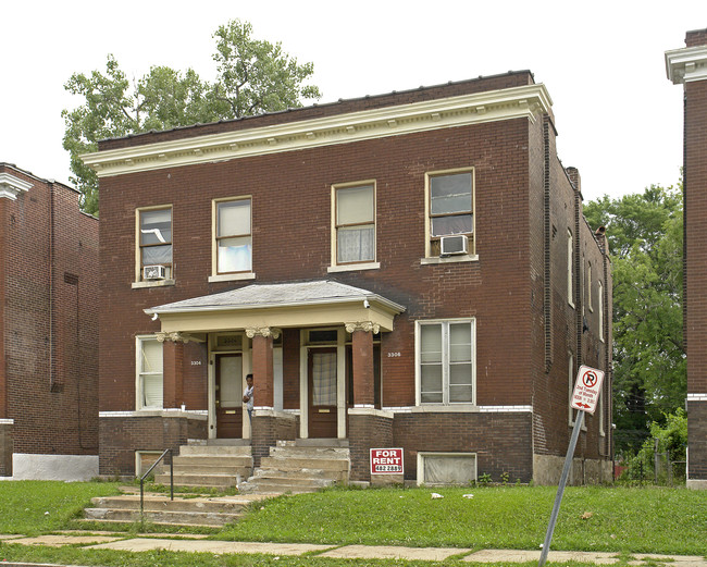 3304-3306 Keokuk St