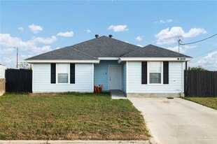 17 Jj Ln in Edinburg, TX - Building Photo