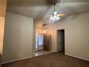 11 Headley Dr in Bella Vista, AR - Building Photo - Building Photo