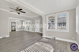 1232 Walbridge Ave in Toledo, OH - Building Photo - Building Photo