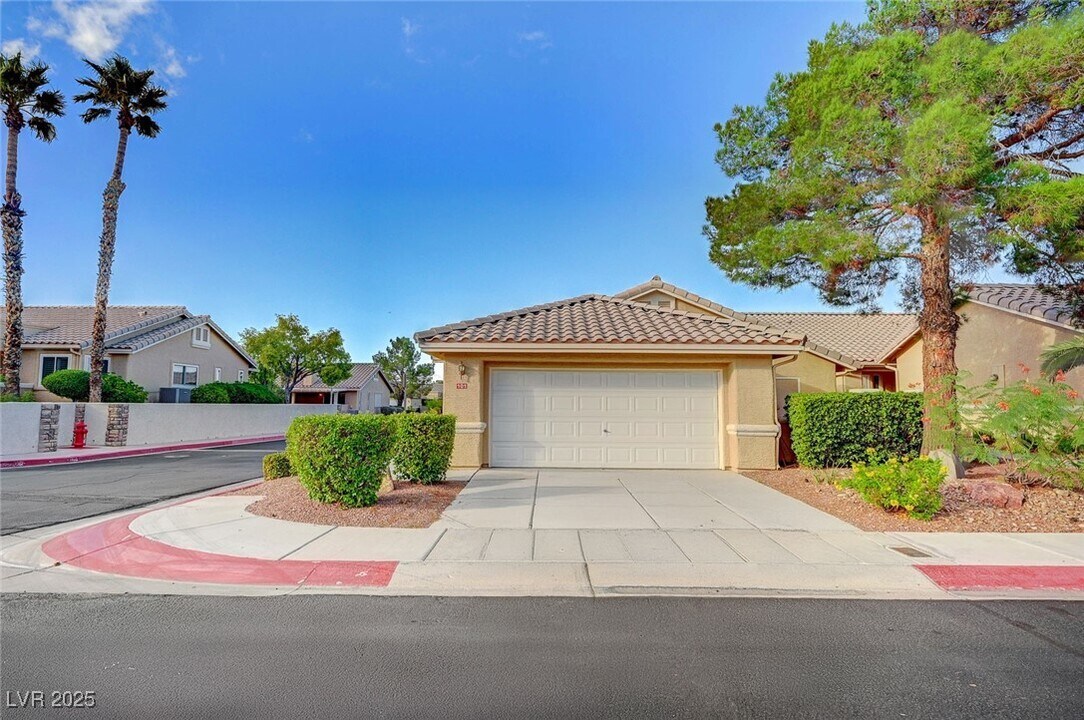 9300 Mt Cash Ave in Las Vegas, NV - Building Photo
