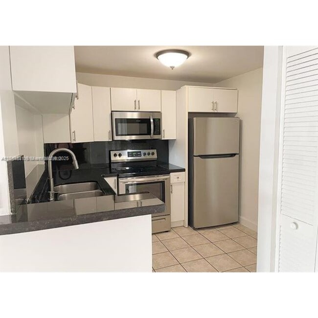 3611 SW 117th Ave in Miami, FL - Building Photo - Building Photo
