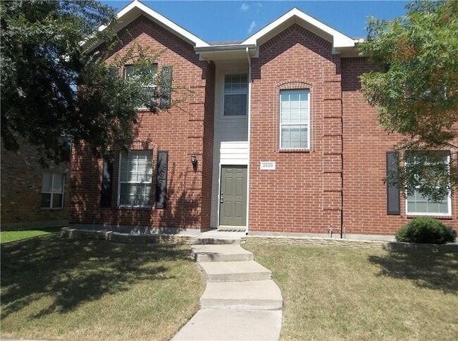 2820 Deer Ridge Dr