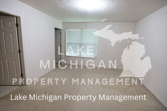 3281 Park Ridge Ln NE in Grand Rapids, MI - Building Photo - Building Photo