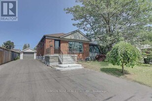 299 Southview Rd in Oakville, ON - Building Photo
