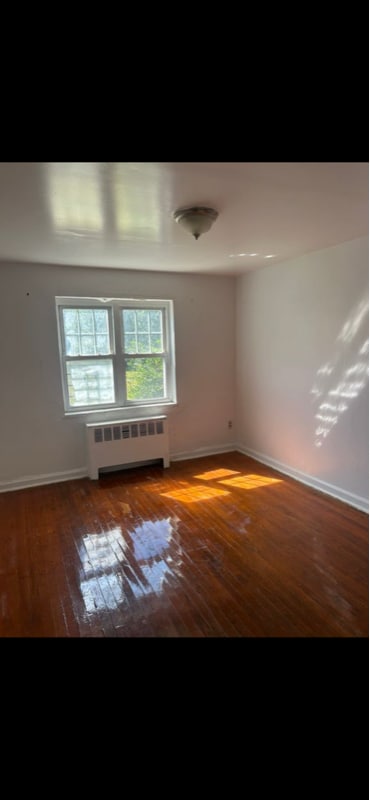 40 Ellington St in East Orange, NJ - Foto de edificio - Building Photo