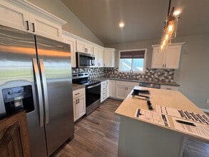 2311 Eagle Valley Dr S in Fargo, ND - Building Photo - Building Photo