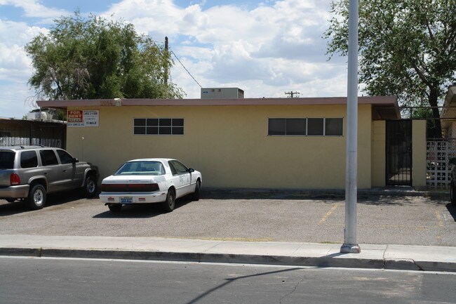2014 Sunrise Ave in Las Vegas, NV - Foto de edificio - Building Photo