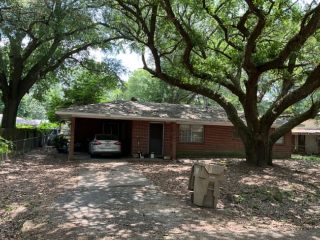 property at 310 Azalea Dr