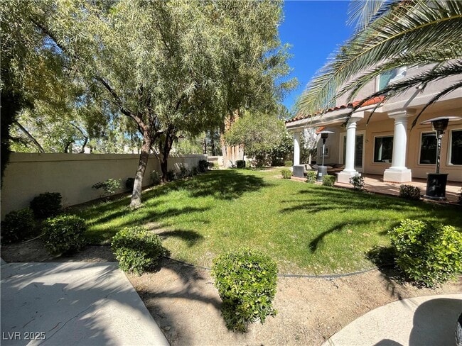 2609 Sun Reef Rd in Las Vegas, NV - Building Photo - Building Photo