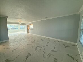 214 SE 3rd Terrace in Dania Beach, FL - Building Photo - Building Photo