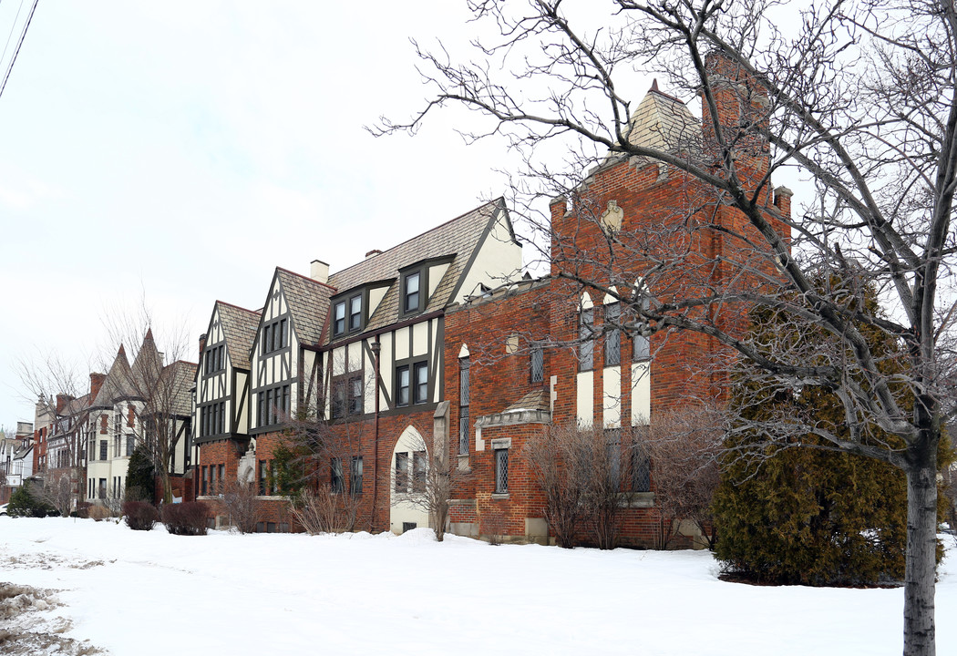 Woodlow Gables in Cleveland, OH - Foto de edificio