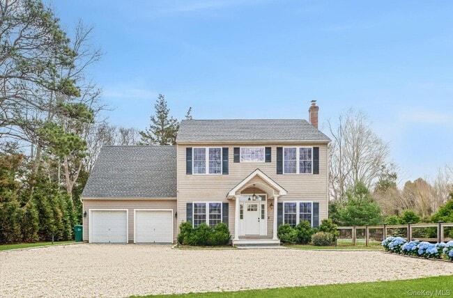 property at 4056 Noyack Rd