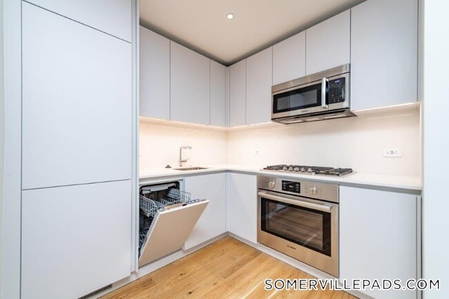 123 Highland Ave, Unit 36