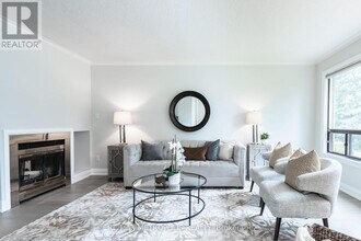 5 Jubilee Crescent in Toronto, ON - Building Photo - Building Photo