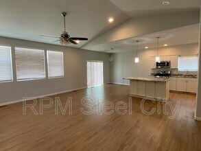 5514 Mark Twain Ln in Pueblo, CO - Building Photo - Building Photo