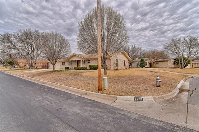 7233 Overhill Rd in Fort Worth, TX - Building Photo - Building Photo