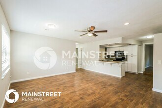 9933 Lake Dr in New Port Richey, FL - Building Photo - Building Photo