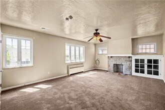 433 Winterhill St, Unit 1 in Pittsburgh, PA - Building Photo - Building Photo