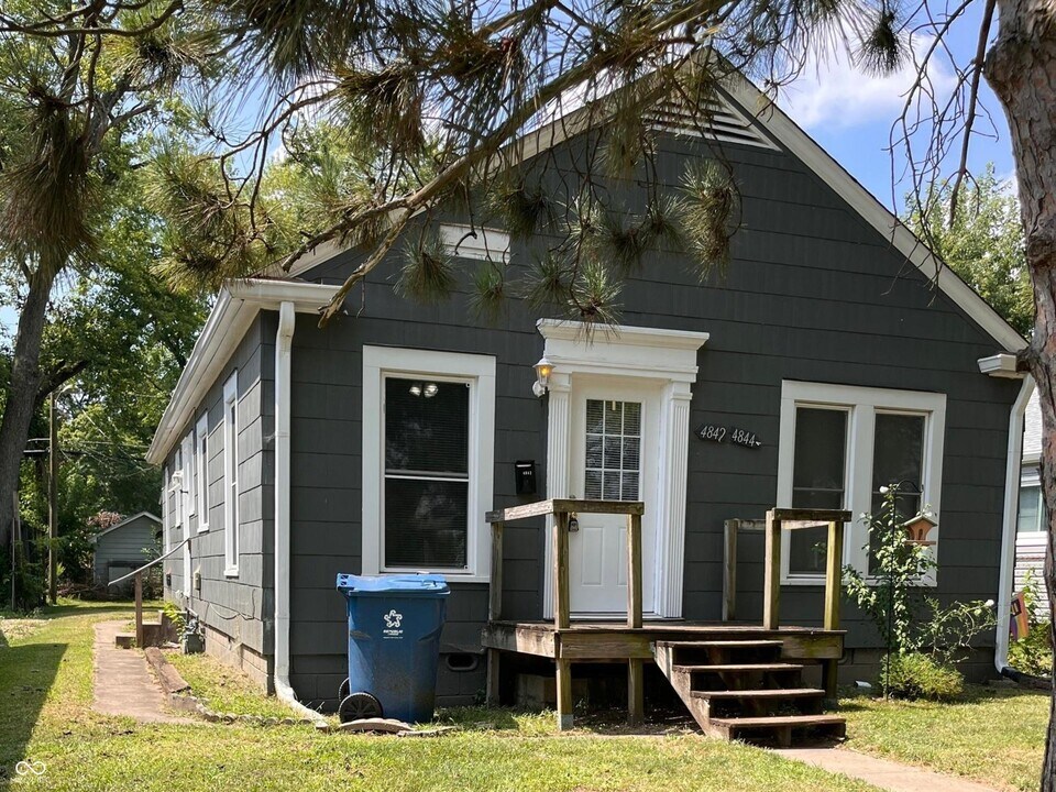 4842 Hillside Ave in Indianapolis, IN - Building Photo