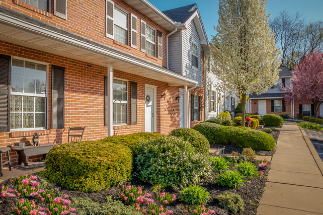 Charleston Townhouses in Lancaster, PA - Foto de edificio - Building Photo