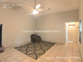 10505 Blanco Dr NW in Albuquerque, NM - Building Photo - Building Photo