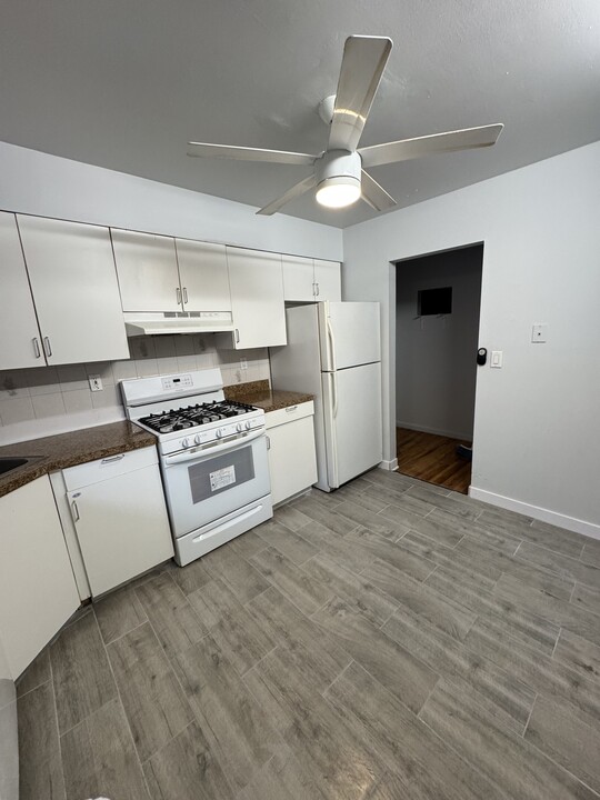 749 N Broad St, Unit 303 in Elizabeth, NJ - Building Photo