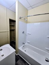 104 N Eighth St in Allentown, PA - Building Photo - Building Photo