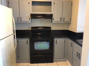 546 SW 1st St, Unit 501 in Miami, FL - Building Photo - Building Photo